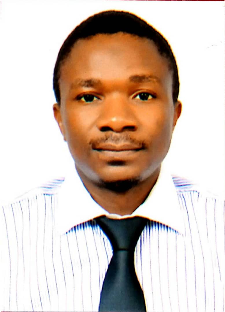 Dr Akeem Akinbode